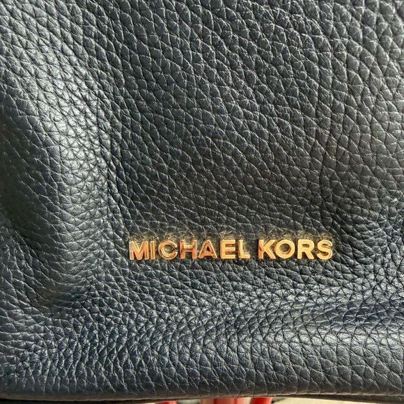 Michael Kors Black Pebbled Leather “Anita” Shoulder Bag 13”X 11.5” X 3.5” - Picture 4 of 14